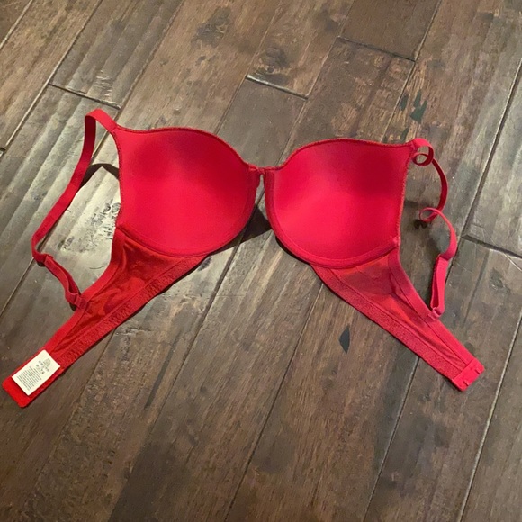 Calvin Klein Red Push Up Bra. 34D. - Picture 4 of 8